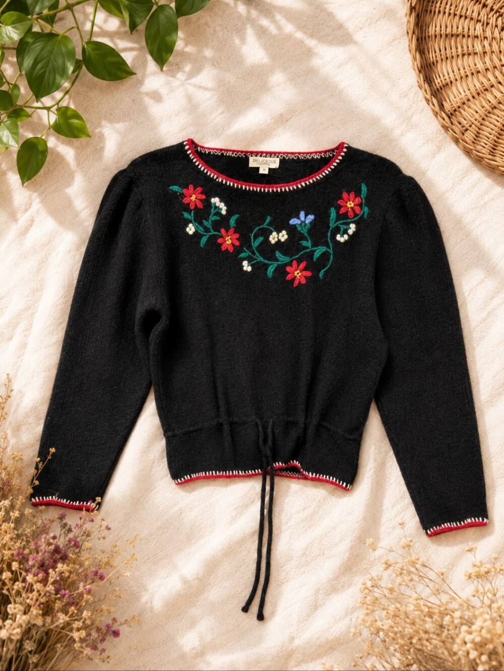 Black and Red Vintage 60s Floral Embroidered Knit Tunic with Tie Waist